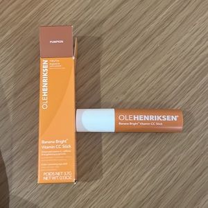 Olehenriksen BANANA BRIGHT+ VITAMIN CC STICK - Pumpkin